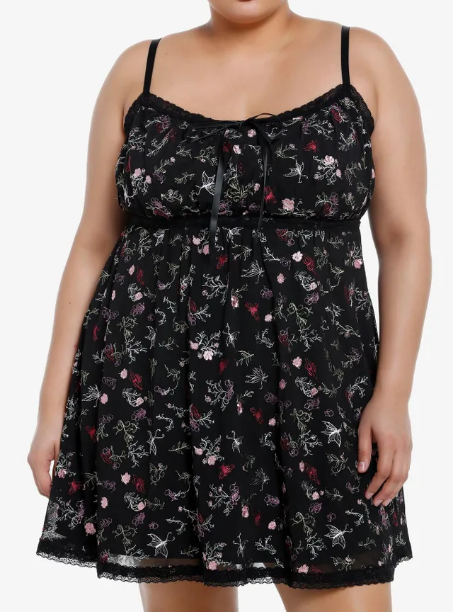 Hot Topic Sweet Society Flower Embroidery Cami Dress Plus