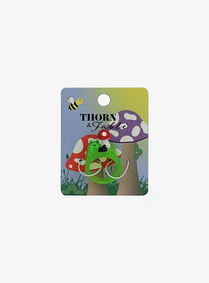 Thorn & Fable Frog Sitting Ring
