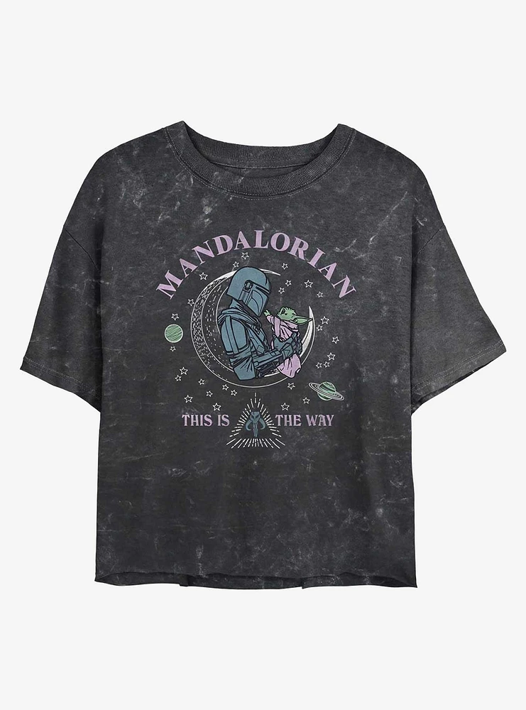 Star Wars The Mandalorian Cosmic Mando Mineral Wash Girls Crop T-Shirt