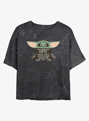 Star Wars The Mandalorian Skeleton Grogu Mineral Wash Girls Crop T-Shirt
