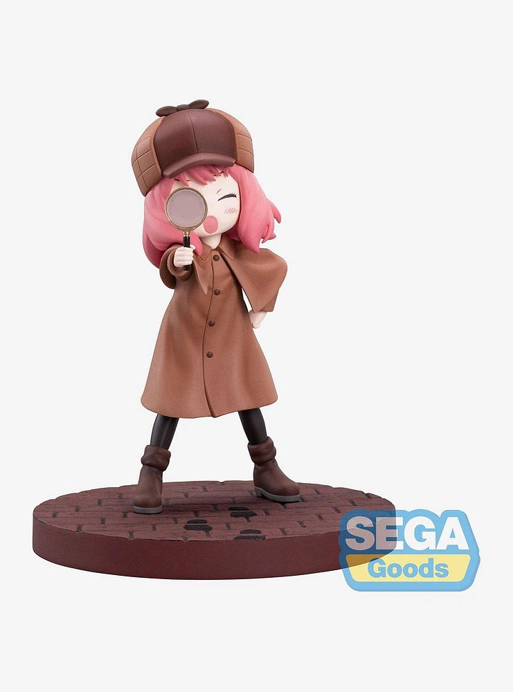 Sega Spy x Family Luminasta Anya Forger Figure (Playing Detective Ver.)