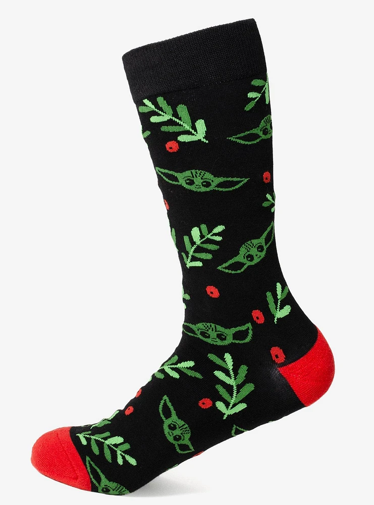 Star Wars The Mandalorian Grogu Holiday Black Crew Socks