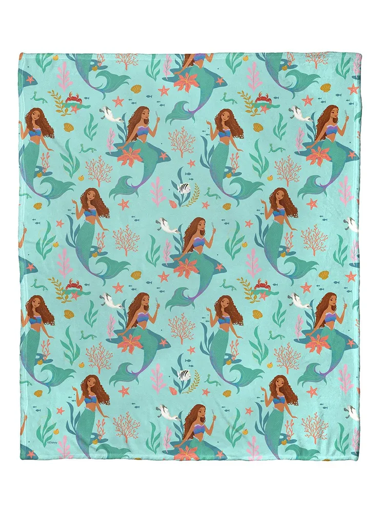 Disney The Little Mermaid Seafoam Sweetheart Silk Touch Throw