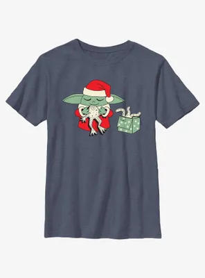 Star Wars The Mandalorian Santa Grogu Froggy Present Youth T-Shirt
