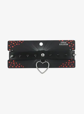 Social Collision® Heart Hardware Spike Choker