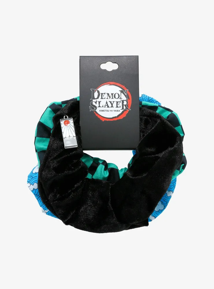 Demon Slayer: Kimetsu No Yaiba Tanjiro Charm Scrunchie Set