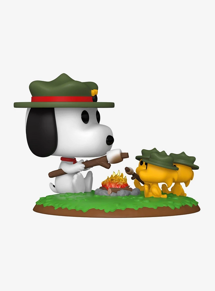 Funko Pop! Deluxe Peanuts Snoopy & Beagle Scouts Vinyl Figure