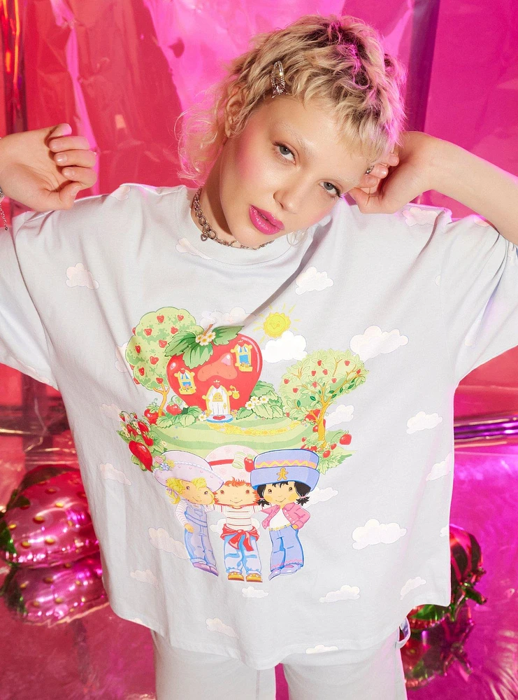 Strawberry Shortcake Trio Cloud Girls Oversized T-Shirt