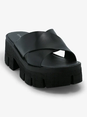 Chinese Laundry Black Crisscross Platform Sandals