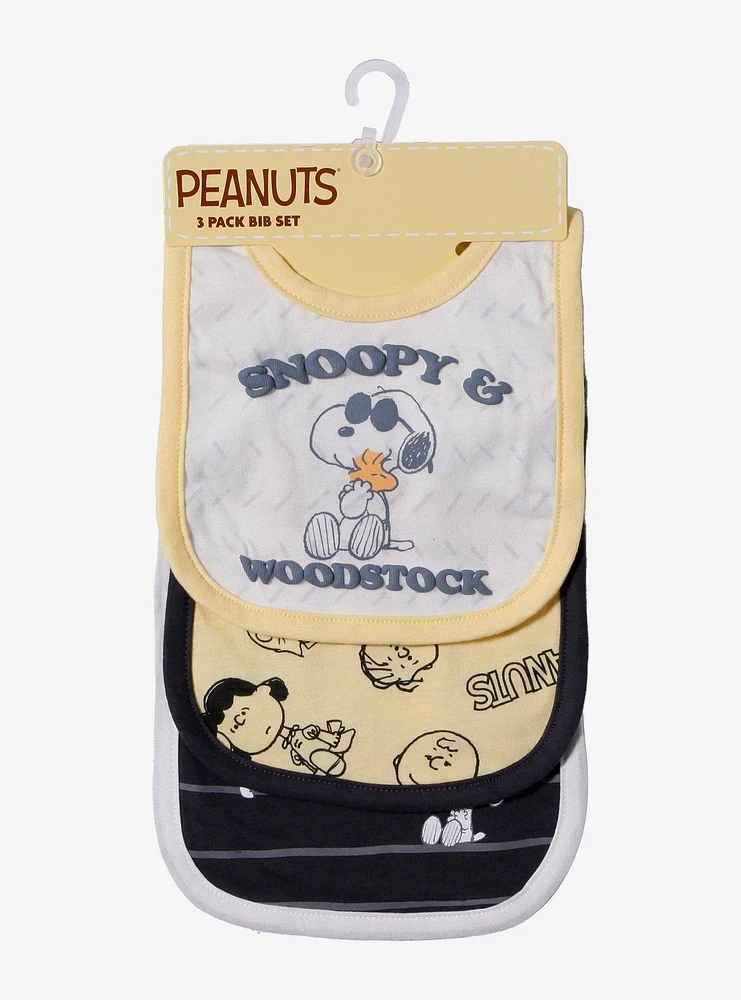 Peanuts Snoopy & Woodstock Bib Set