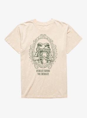 Hydrate Before You Diedrate Frog Portrait Mineral Wash T-Shirt