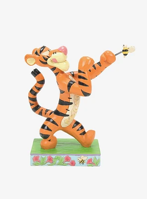 Disney Winnie The Pooh Tigger Fighting Bee Figure