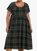 Social Collision Green Plaid Moth Midi Babydoll Dress Plus