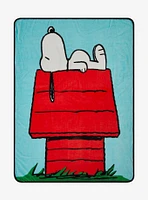 Peanuts Snoopy Doghouse Fleece Throw