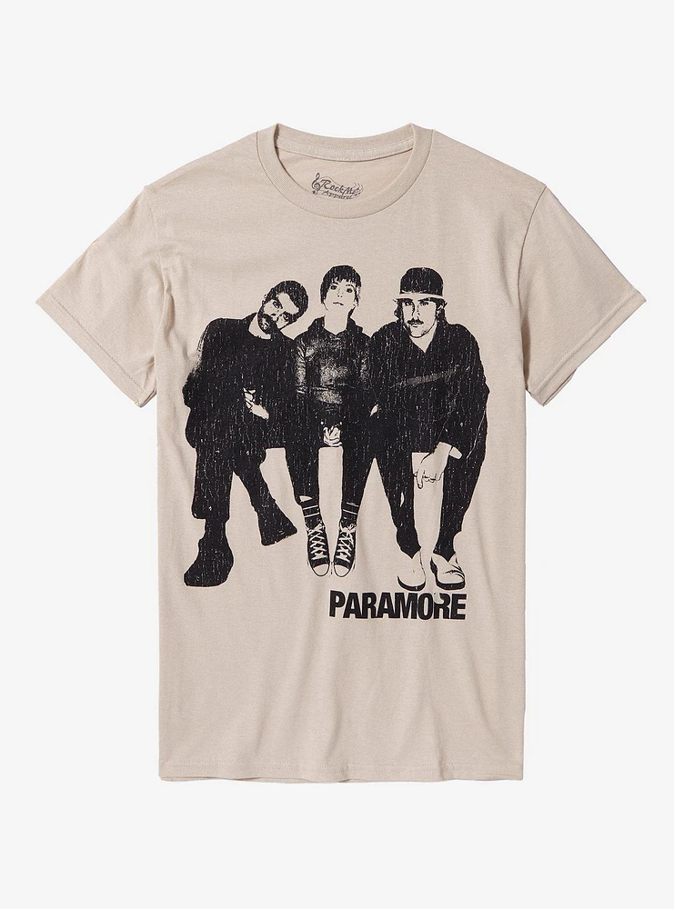 Paramore Group Photo Boyfriend Fit Girls T-Shirt