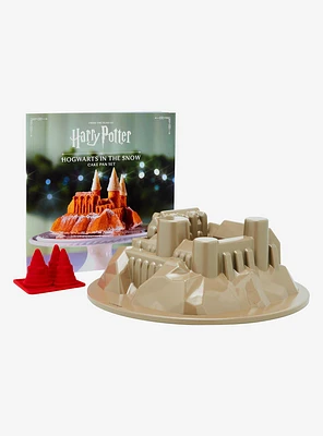 Harry Potter Hogwarts in the Snow Cake Pan Set