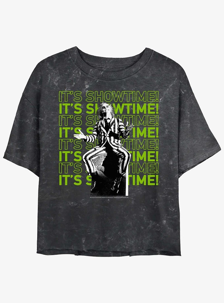 Beetlejuice It's Showtime Repeating Text Womens Mineral Wash Crop T-Shirt