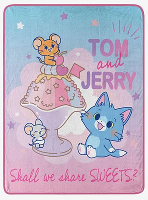 Tom & Jerry Sharing Sweets Micro Raschel Throw