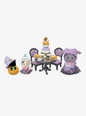 Calico Critters Halloween Surprise Party Set