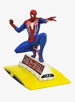 Diamond Select Toys Marvel Gallery Spider-Man (On Taxi) Figure