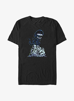 Alien Xenomorph On Skull Mountain Big & Tall T-Shirt