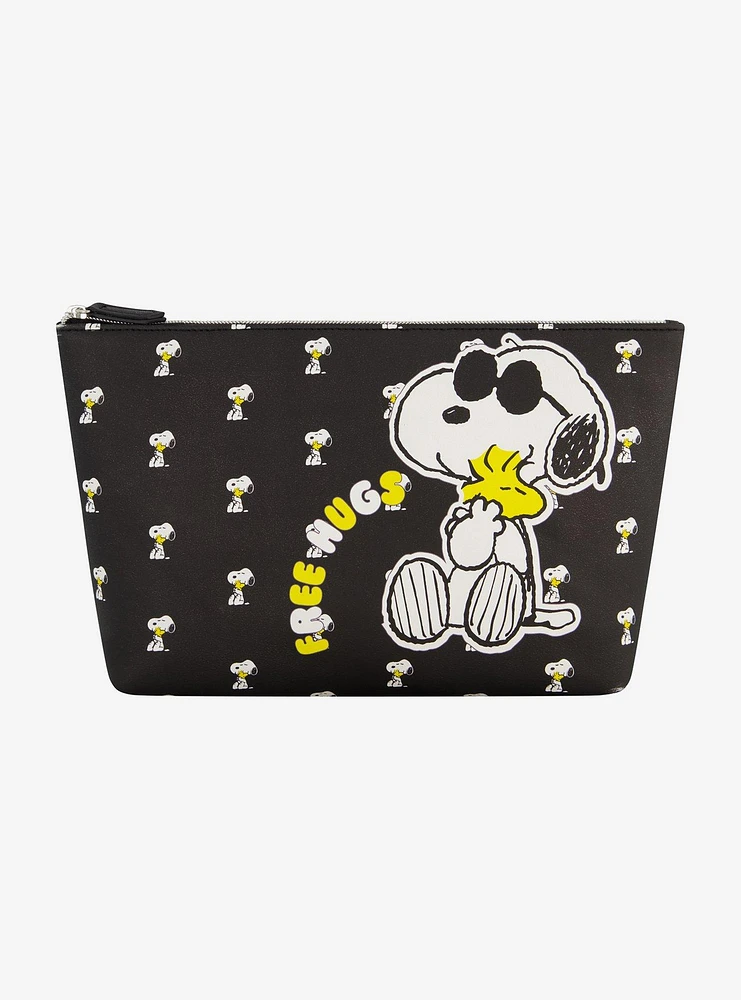 FUL Peanuts Snoopy Free Hugs Cosmetic Bag