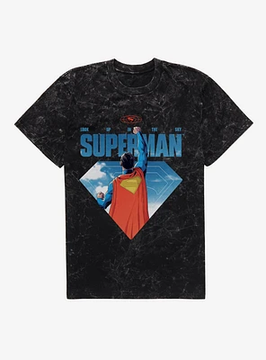 DC Comics Superman Look Up Animation Mineral Wash T-Shirt
