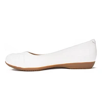 Women's Cliffs by White Mountain Clara Flats