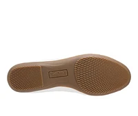 Women's Cliffs by White Mountain Clara Flats