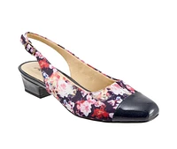 Women's Trotters clas Pumps