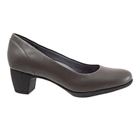 Women's Softwalk Imperial II Pumps