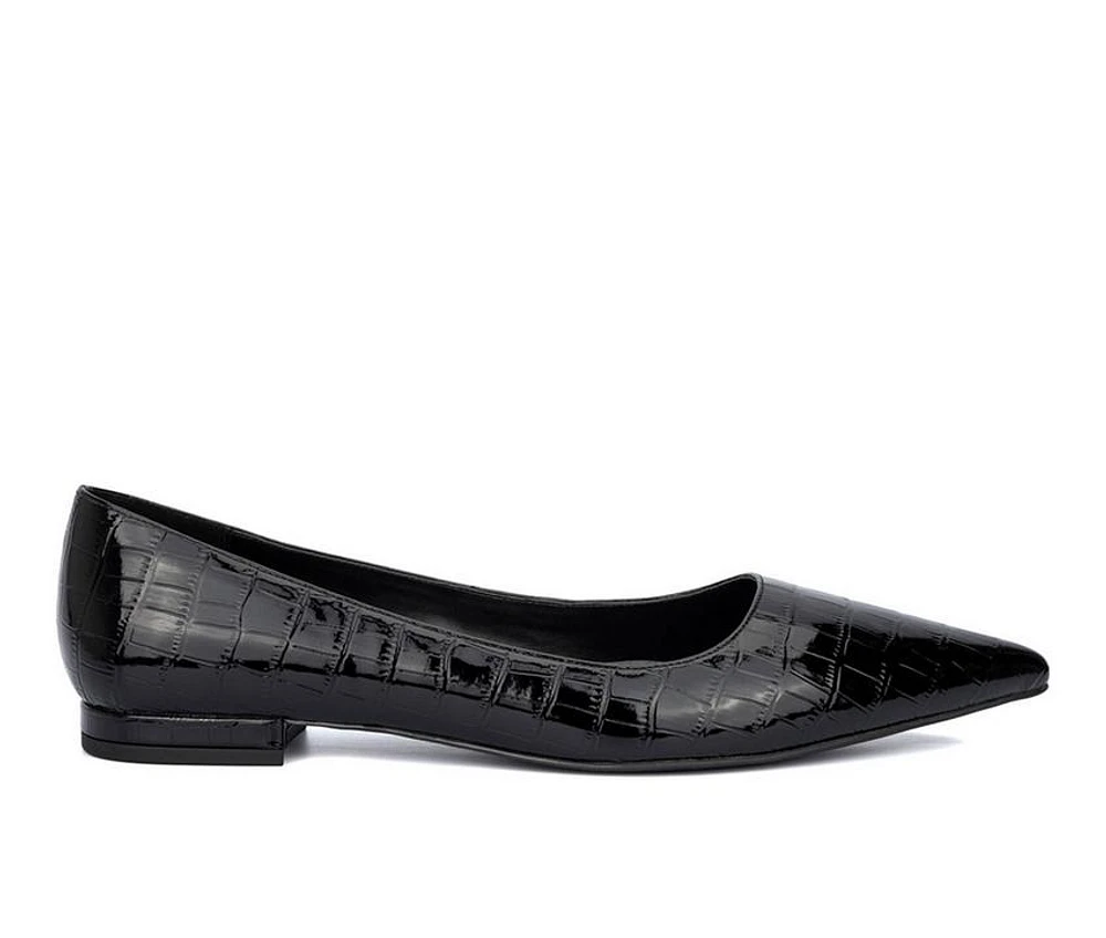 Women's Fashion to Figure Bailey Wide Width Flats