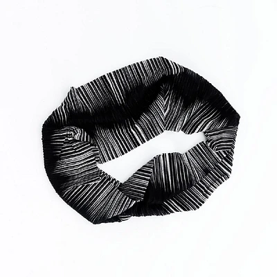 Plystr. Black Infinity Scarf