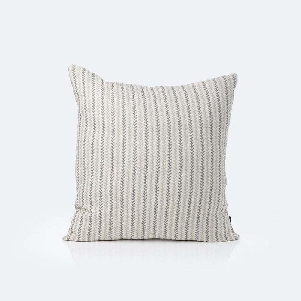 20"x20" Throw Pillow - Zipper Natural