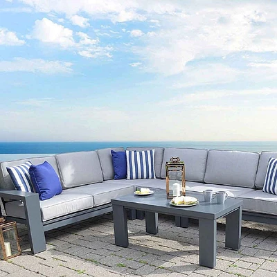 Shoreline Sectional Set