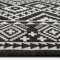 Cabana Outdoor Rug 5'x7' - Tribal Black