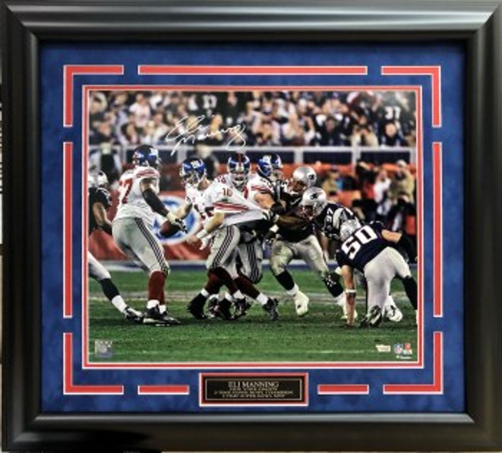 Signature Collectibles ELI MANNING AUTOGRAPHED HAND SIGNED CUSTOM FRAMED  NEW YORK GIANTS 16X20 PHOTO