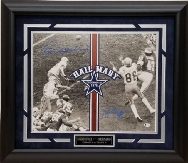 SALE Roger Staubach Signed 16x20 Photo Custom Framed Dallas