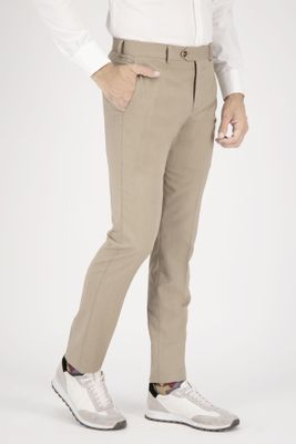 Pantalón vestir Roberts Color beige, Slim fit