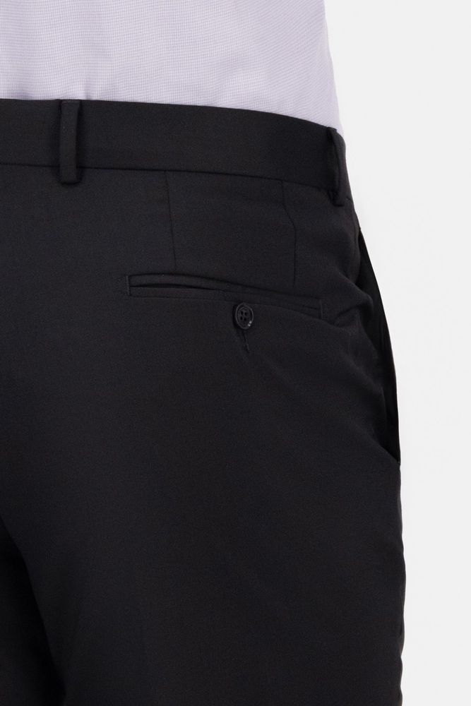 Pantalón Roberts Color negro Contemporary fit