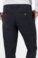 Pantalón Sport Roberts Color negro Regular fit