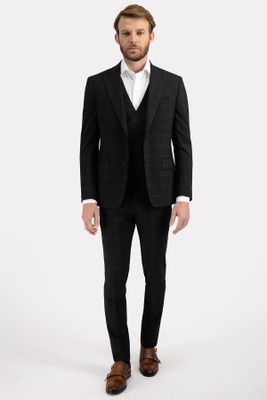 Traje trio Giorgio Valentino color negro, slim fit