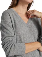 Easy V-Neck Cashmere Sweater