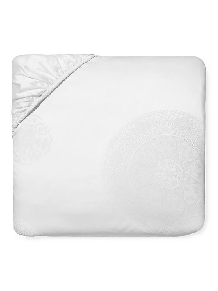 Giza 45 Medallion Queen-Size Fitted Sheet