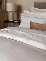 Caractère Duvet Cover