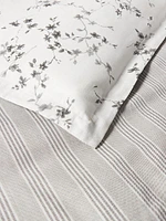 Munroe Comforter