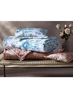 Simone Quilt & Quilted Sham Collection