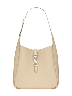 Le 5 à 7 Soft Small Shoulder Bag In Smooth Leather