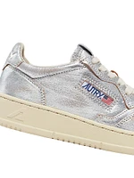 Medalist Leather Low-Top Sneakers