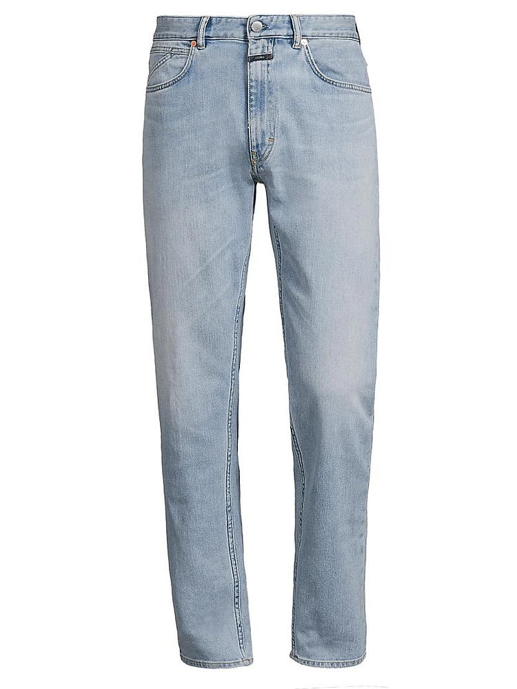 Cooper True Stretch Straight-Leg Jeans